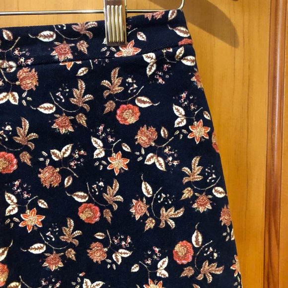 Bershka | Corduroy mini skirt - Picture 4 of 6